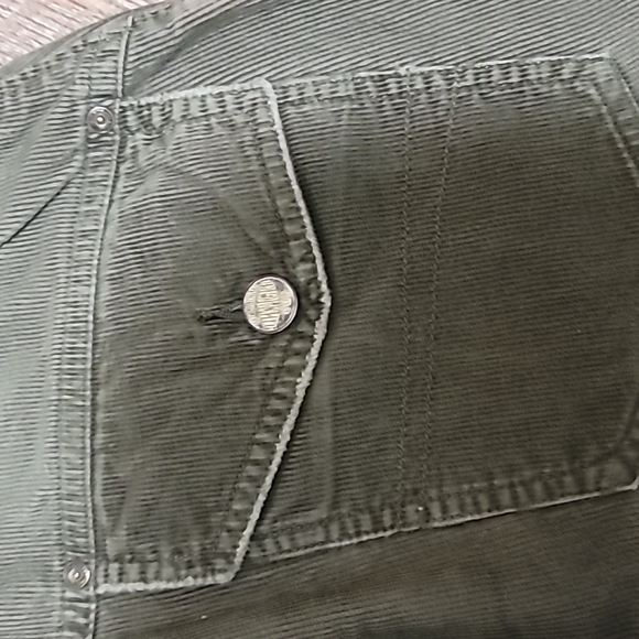 Like new Tommy Hilfiger denim men's 34 corduroy pants with vintage look frayed - Picture 16 of 16